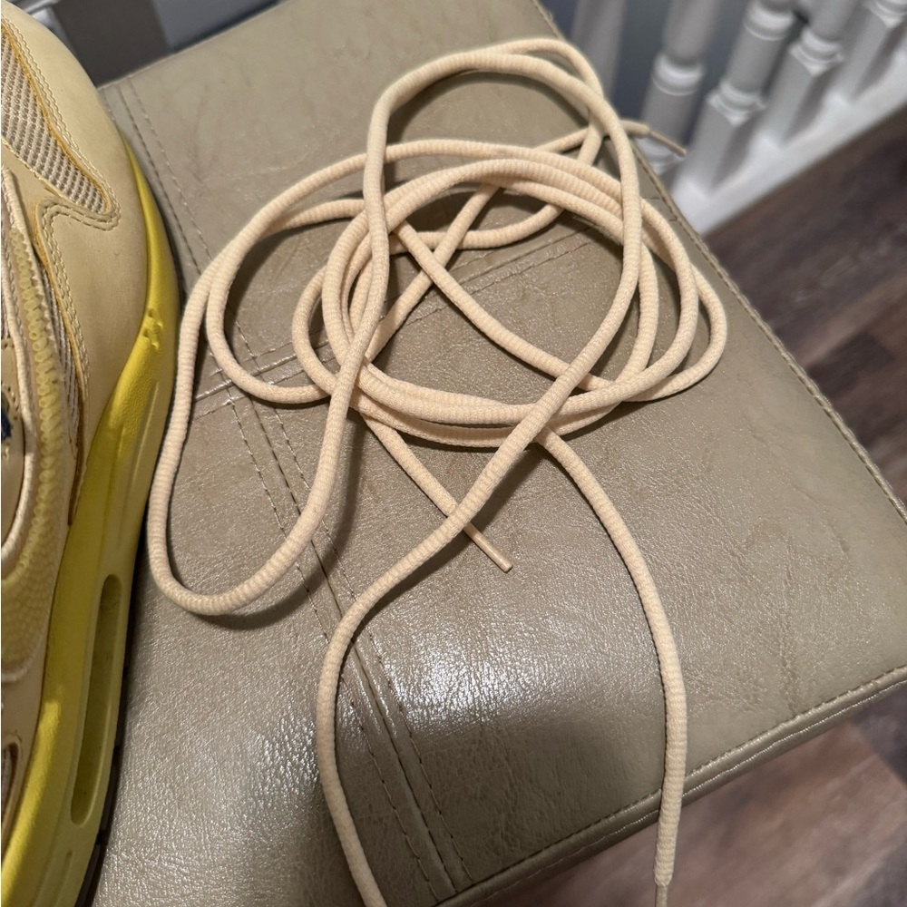 Travis scott x Air max Saturn gold - Picture 8 of 8